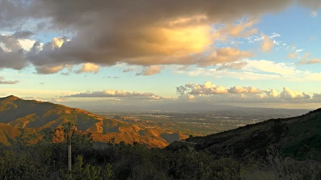 Sunset clouds over the foothills above Glendora